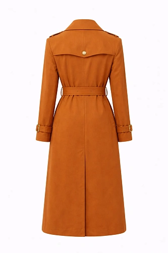 Бежевый плащ