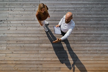 Поможем реализовать ваши планы Поможем реализовать ваши планы